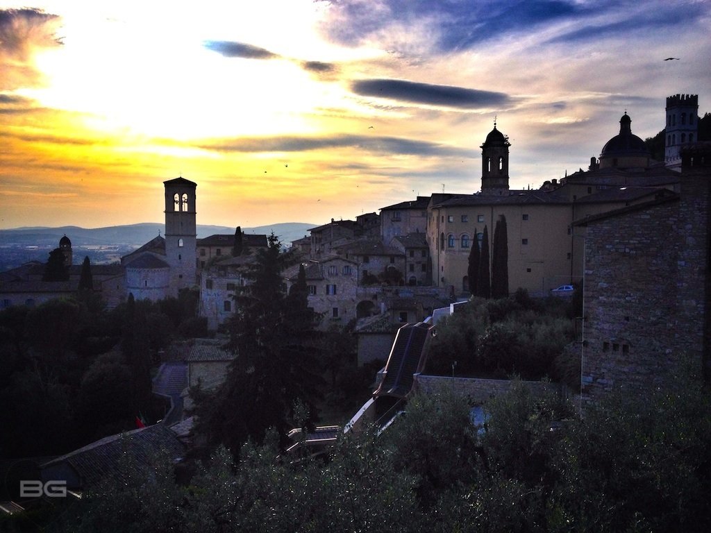Sunset in Assisi Italy © The Blonde Gypsy