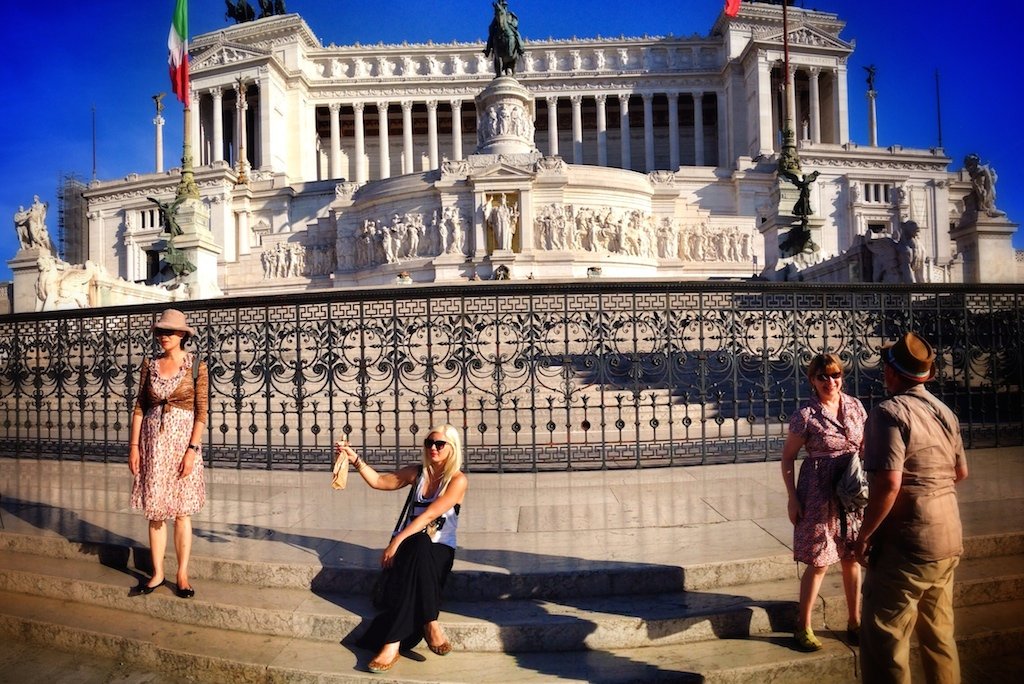 The Blonde Gypsy Brown Baggin' it in Roma Italy © The Blonde Gypsy