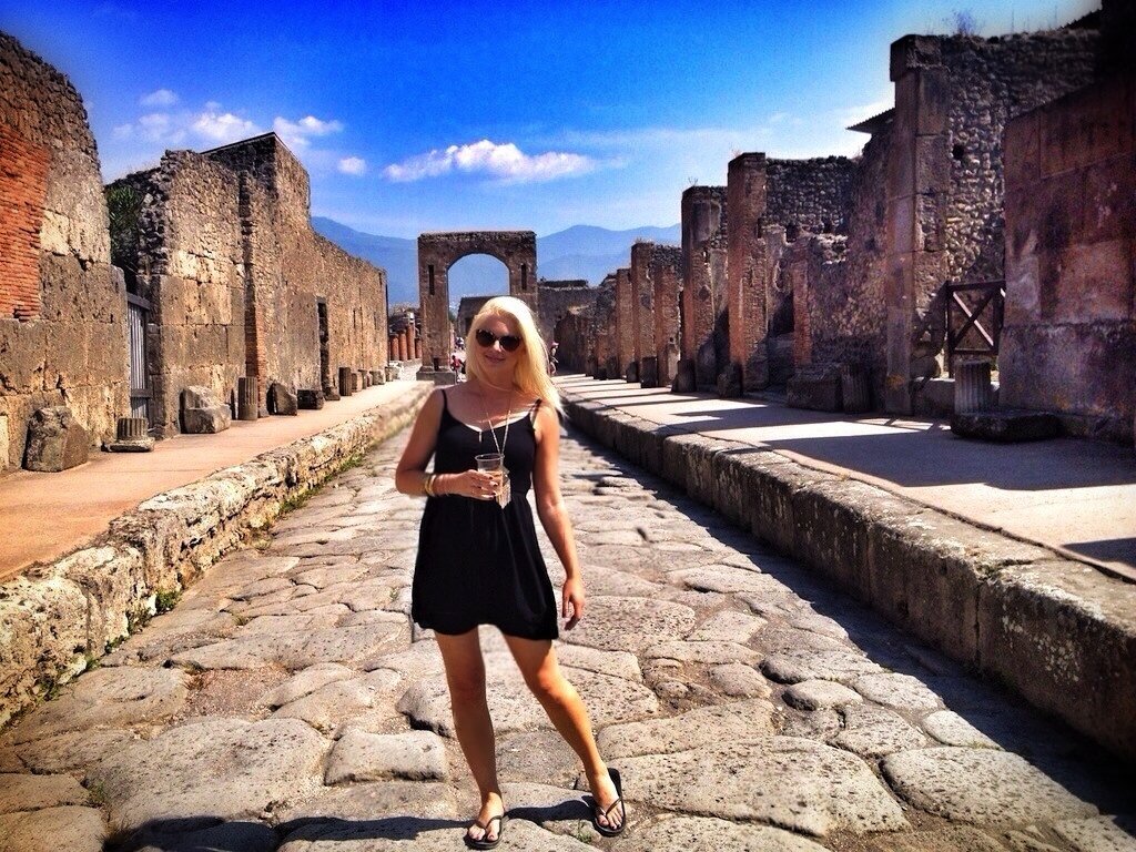 The Blonde Gypsy Pompeii Italy © The Blonde Gypsy
