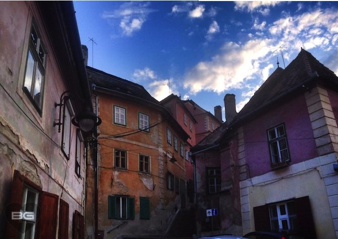 Colorful houses Sibiu, Romania Transylvania © The Blonde Gypsy
