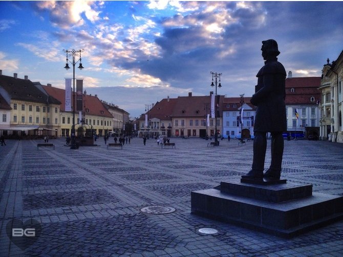 Gheorghe Lazar statue in Piata Mare Sibiu, Romania Transylvania © The Blonde Gypsy