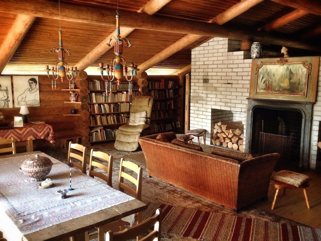 Summer Vibes from Finland's Archipelago: Nagu, Kökar & Mariehamn 33 Weird house Källskär Finland © The Blonde Gypsy
