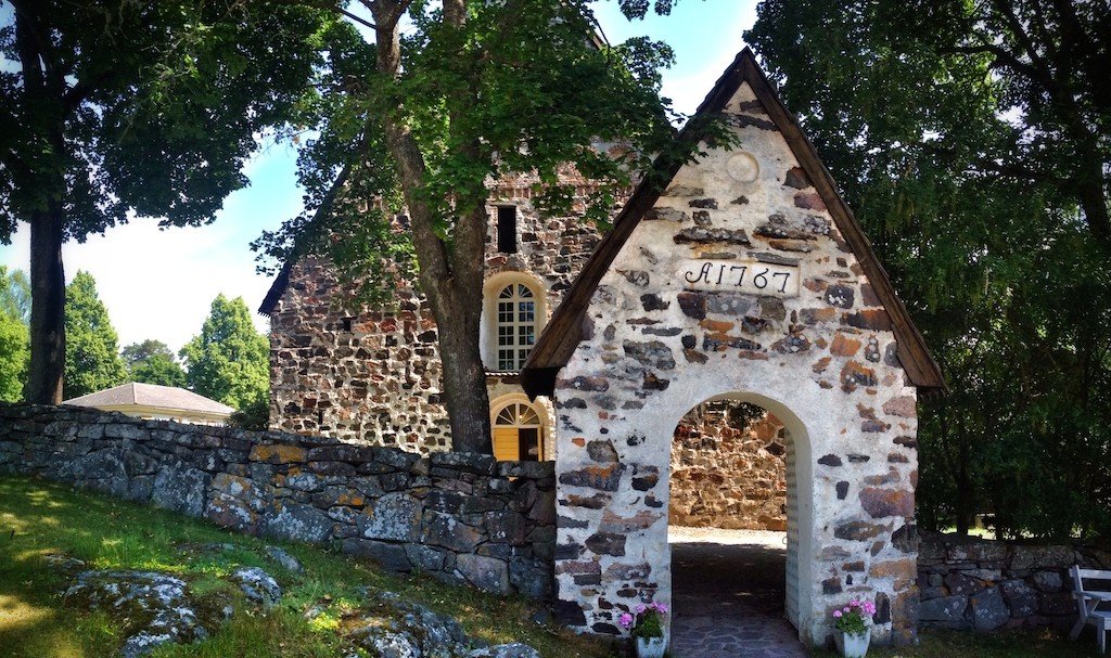 Summer Vibes from Finland's Archipelago: Nagu, Kökar & Mariehamn 10 Nagu Church in Nagu, Finland © The Blonde Gypsy