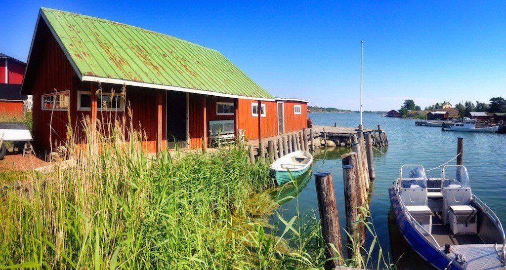 Summer Vibes from Finland's Archipelago: Nagu, Kökar & Mariehamn 23 Wandering around Kökar, Finland © The Blonde Gypsy