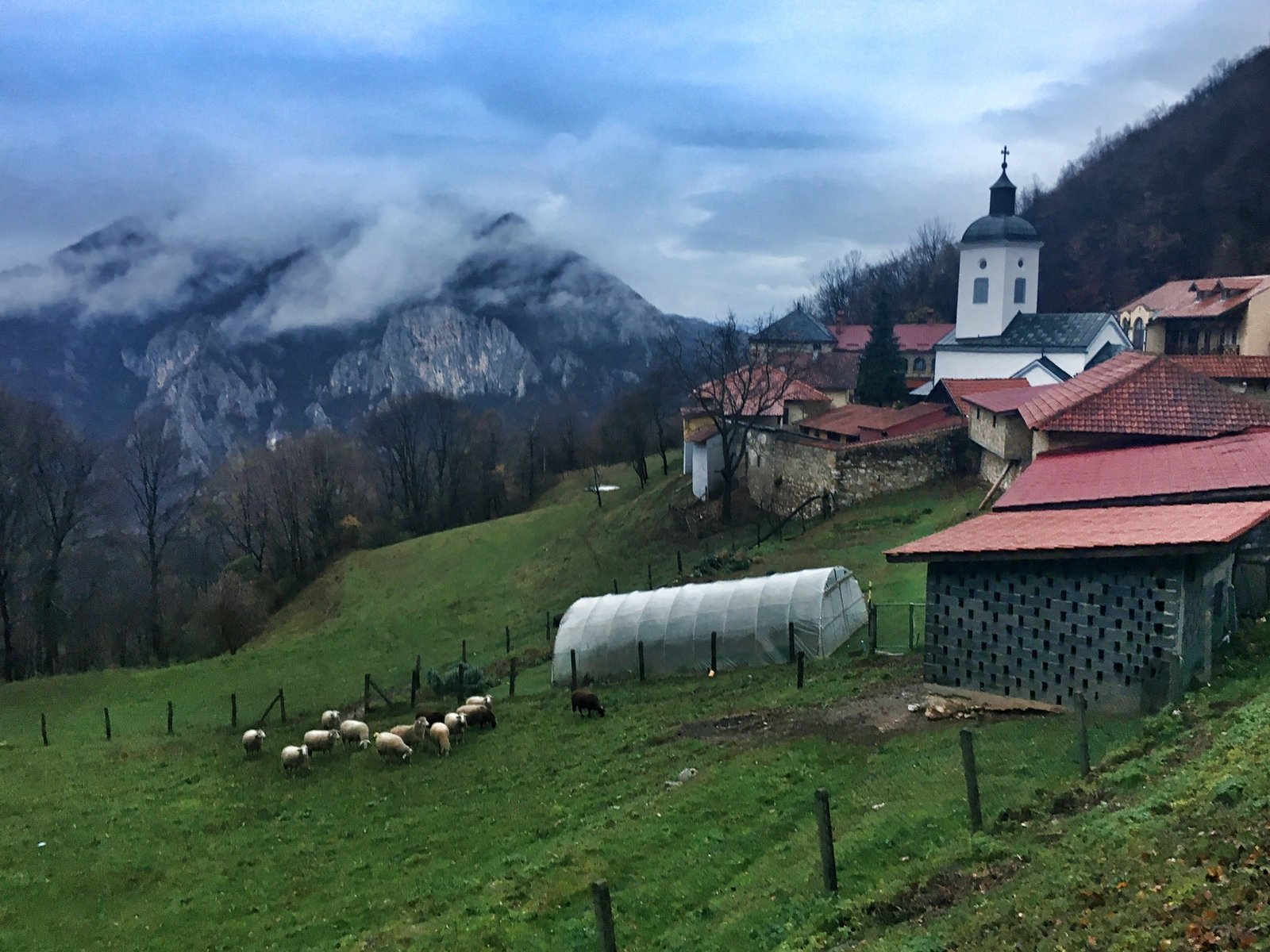Sretenje Monastery in Dragačevo