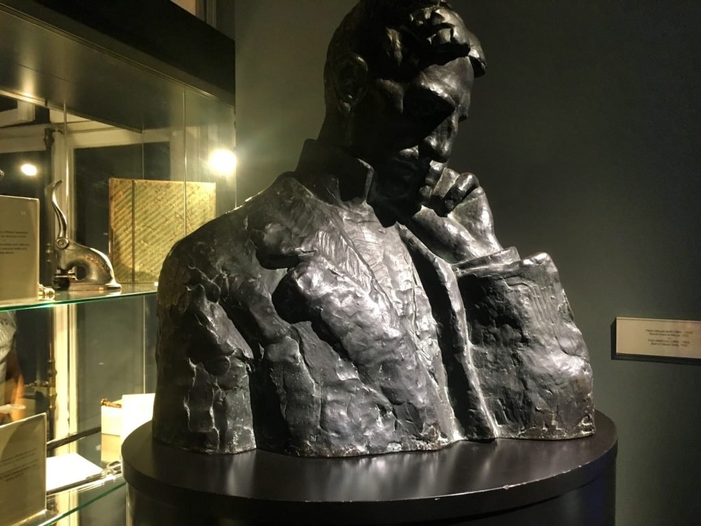 Taking Time With Nikola Tesla - Visit To The Tesla Museum & Belgrade's First Themed Hotel 13 Nikola Tesla bust in Tesla Museum in Belgrade Serbia