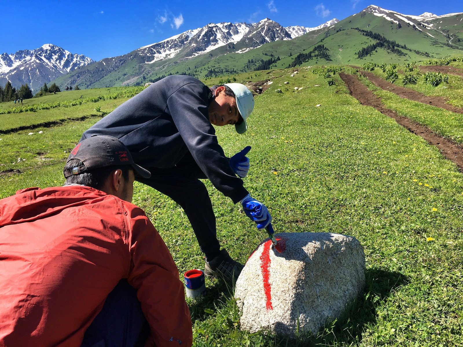 Trail marking up to Eki Chat in Jyrgalan Kyrgyzstan © The Blonde Gypsy