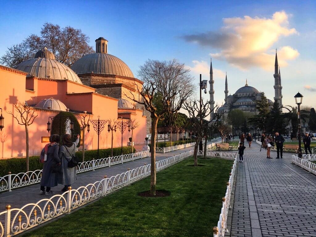 Springtime and selfies in Sultanahmet Istanbul Turkey © The Blonde Gypsy
